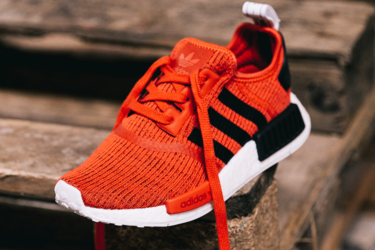 adidas nmd R1 core-red